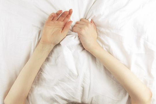 Bercinta di pagi hari juga diklaim bisa menurunkan tingkat stres.